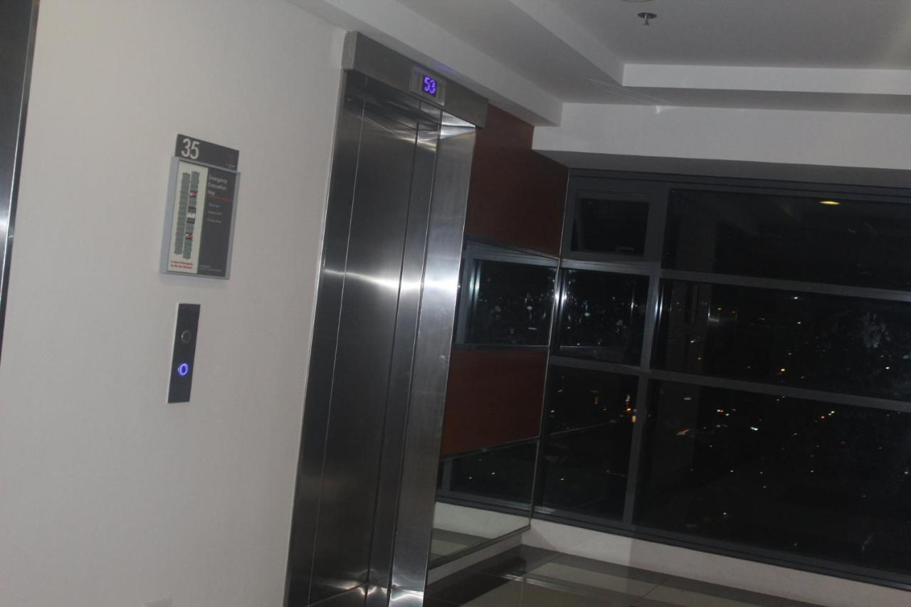 Horizon 101 A4 Near Robinson Mall Free Pool Wifi Cebu Esterno foto