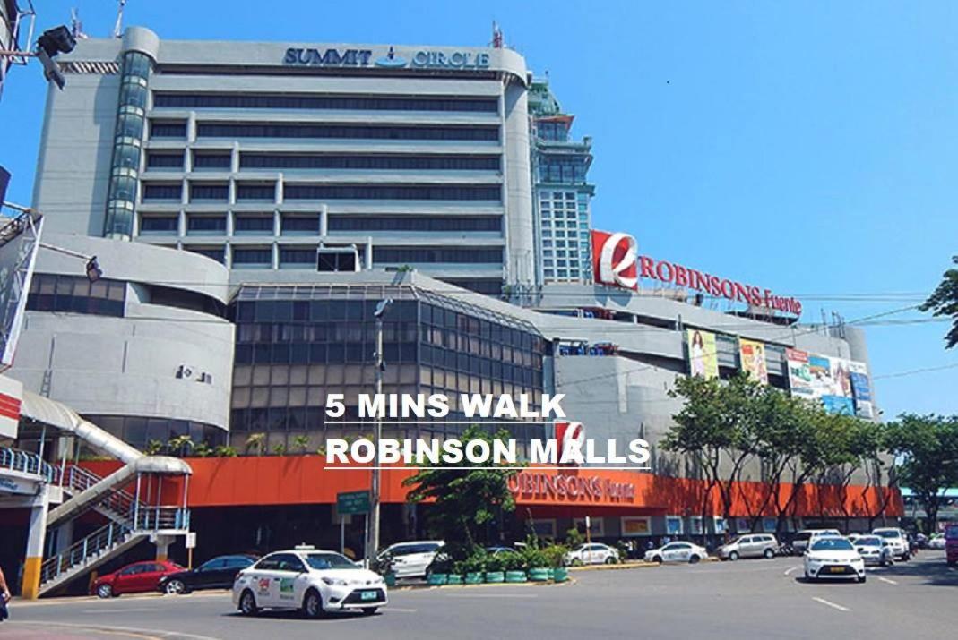 Horizon 101 A4 Near Robinson Mall Free Pool Wifi Cebu Esterno foto